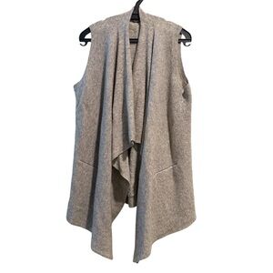 Vince Sweater Vest Gray Cashmere Wool Blend Open Front M Quiet Luxury Boho Drape